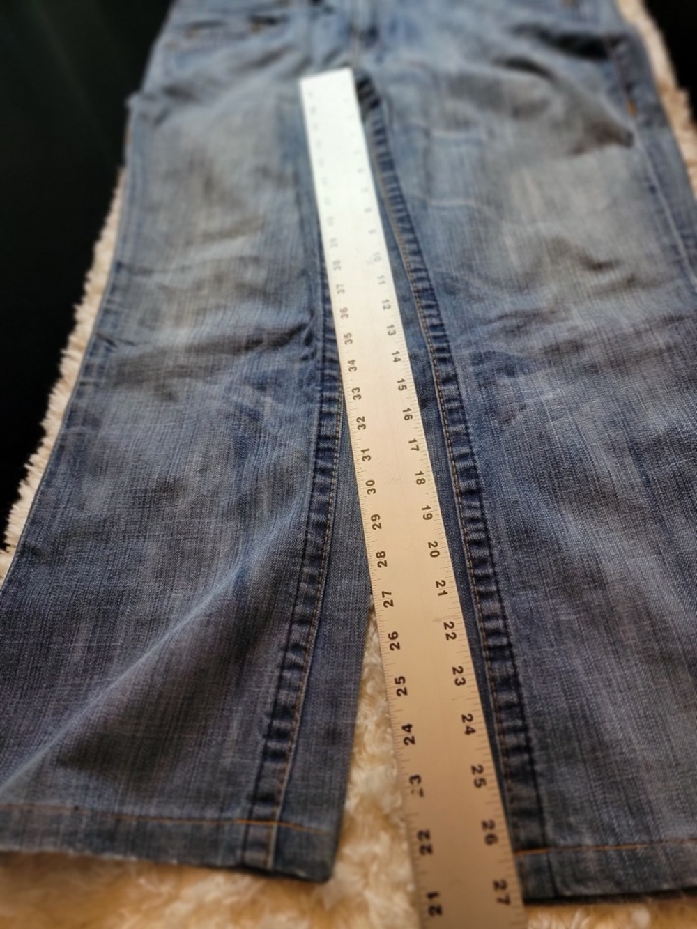 True Religion Blue Denim Jeans with Contrast Stitching - Picture 6 of 7